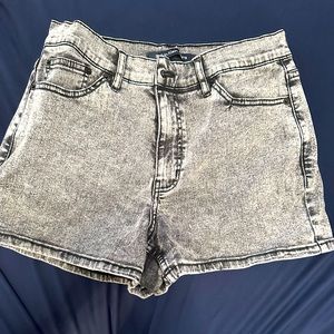 Calvin Klein denim shorts size 27